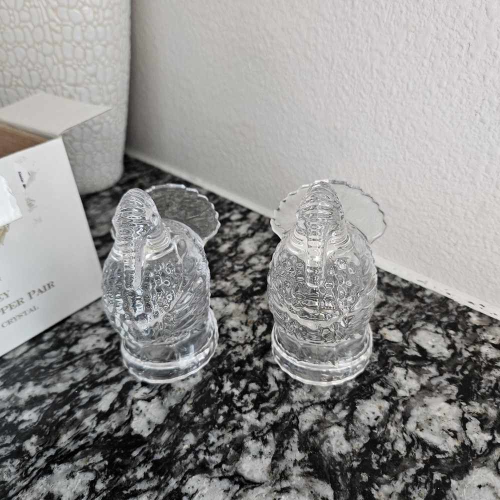 Vintage Godinger turkey  salt and‎ pepper shakers 24%lead crystal set